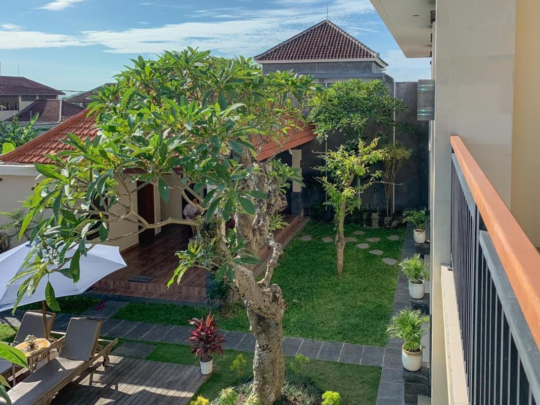 Lotus Bali Guest House Canggu Exteriör bild