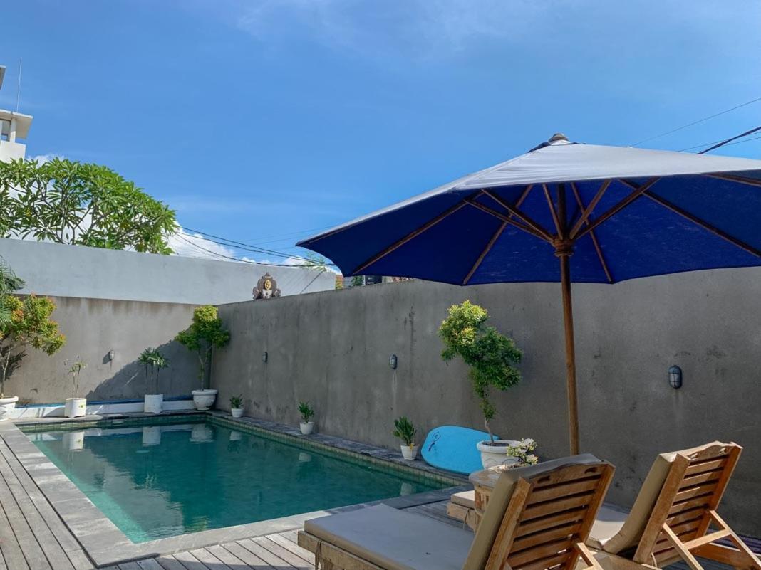 Lotus Bali Guest House Canggu Exteriör bild